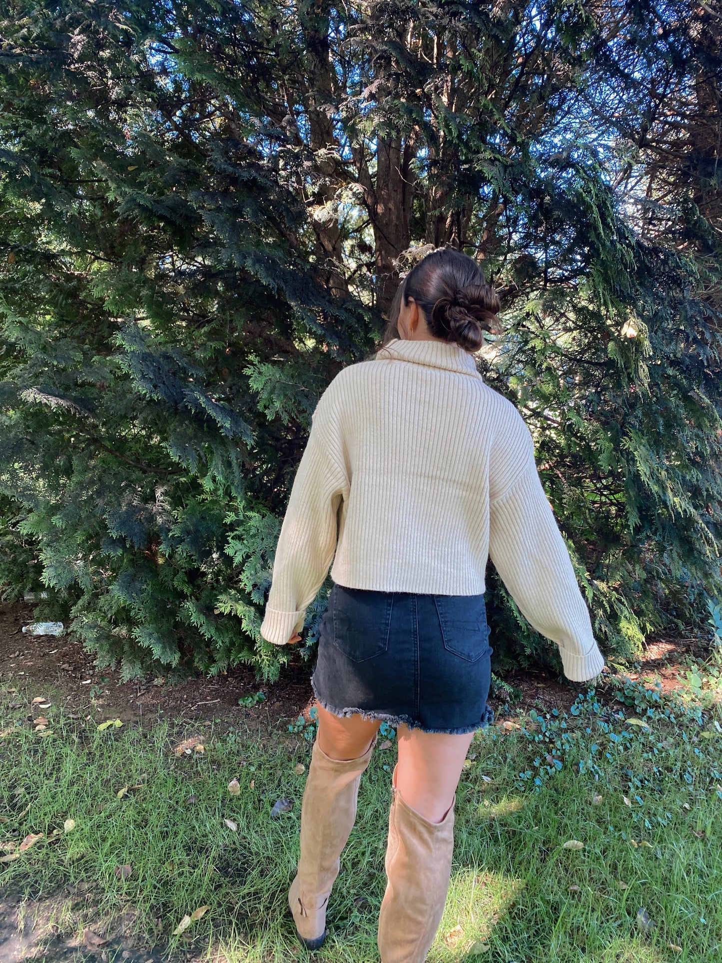 Maple Chai Turtleneck